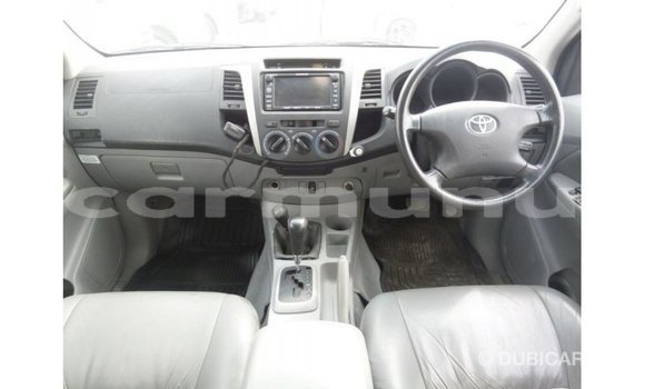 Buy Import Toyota Hilux Blue Car in Import - Dubai in Region of Bouenza Buy Import Toyota Hilux Blue Car in Import - Dubai in Region of Bouenza
