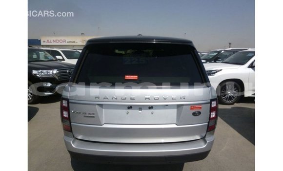 Buy Import Land Rover Range Rover Other Car in Import - Dubai in Region of Bouenza Buy Import Land Rover Range Rover Other Car in Import - Dubai in Region of Bouenza
