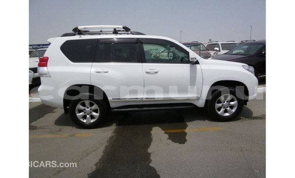 Acheter Import Voiture Toyota Prado Blanc à Import - Dubai, Région de la Bouenza Acheter Import Voiture Toyota Prado Blanc à Import - Dubai, Région de la Bouenza