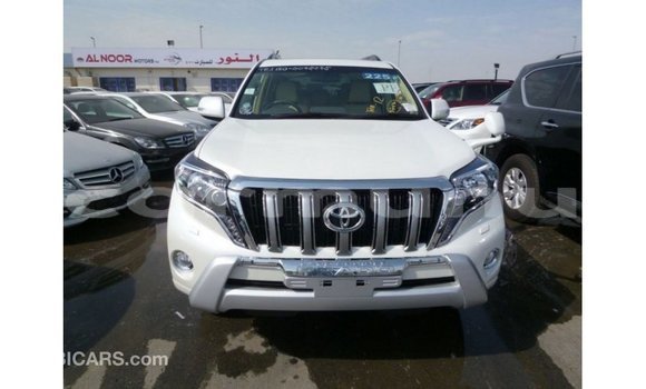 Acheter Import Voiture Toyota Prado Blanc à Import - Dubai, Région de la Bouenza Acheter Import Voiture Toyota Prado Blanc à Import - Dubai, Région de la Bouenza