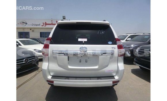 Acheter Import Voiture Toyota Prado Blanc à Import - Dubai, Région de la Bouenza Acheter Import Voiture Toyota Prado Blanc à Import - Dubai, Région de la Bouenza