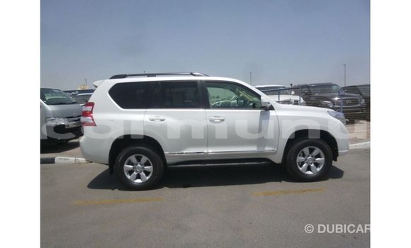 Acheter Import Voiture Toyota Prado Blanc à Import - Dubai, Région de la Bouenza Acheter Import Voiture Toyota Prado Blanc à Import - Dubai, Région de la Bouenza