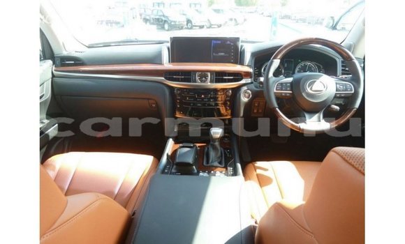 Acheter Import Voiture Lexus LX Blanc à Import - Dubai, Région de la Bouenza Acheter Import Voiture Lexus LX Blanc à Import - Dubai, Région de la Bouenza