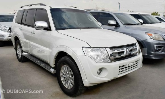 Buy Import Mitsubishi Pajero White Car in Import - Dubai in Region of Bouenza Buy Import Mitsubishi Pajero White Car in Import - Dubai in Region of Bouenza