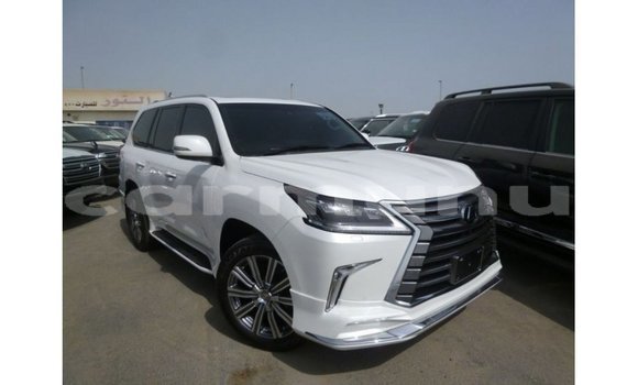 Acheter Import Voiture Lexus LX Blanc à Import - Dubai, Région de la Bouenza Acheter Import Voiture Lexus LX Blanc à Import - Dubai, Région de la Bouenza