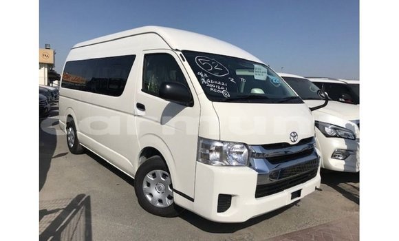 Buy Import Toyota Hiace White Car in Import - Dubai in Region of Bouenza Buy Import Toyota Hiace White Car in Import - Dubai in Region of Bouenza