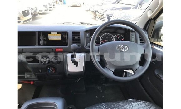 Buy Import Toyota Hiace White Car in Import - Dubai in Region of Bouenza Buy Import Toyota Hiace White Car in Import - Dubai in Region of Bouenza