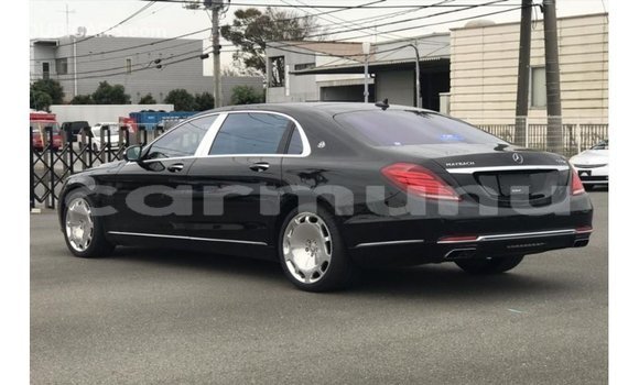 Acheter Import Voiture Mercedes-Benz 190 Noir à Import - Dubai, Région de la Bouenza Acheter Import Voiture Mercedes-Benz 190 Noir à Import - Dubai, Région de la Bouenza