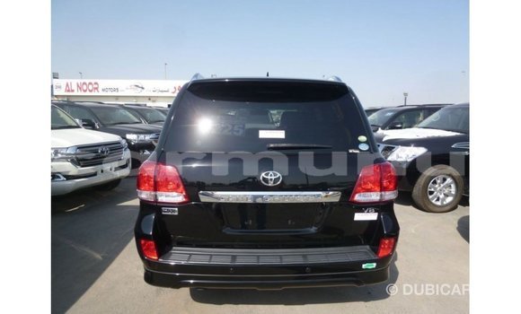 Acheter Import Voiture Toyota Land Cruiser Noir à Import - Dubai, Région de la Bouenza Acheter Import Voiture Toyota Land Cruiser Noir à Import - Dubai, Région de la Bouenza