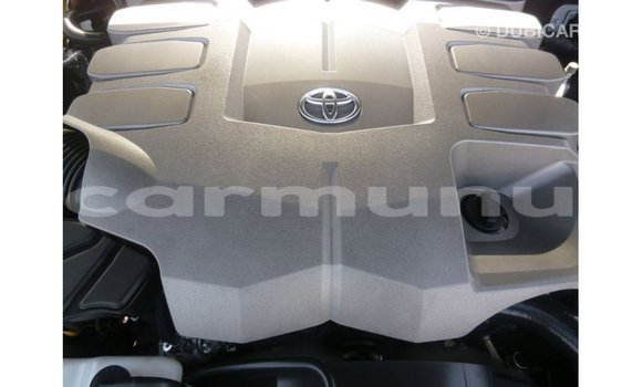 Buy Import Toyota Land Cruiser Black Car in Import - Dubai in Region of Bouenza Buy Import Toyota Land Cruiser Black Car in Import - Dubai in Region of Bouenza