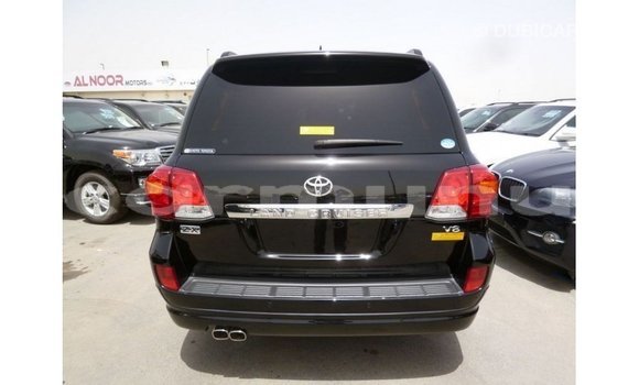 Acheter Import Voiture Toyota Land Cruiser Noir à Import - Dubai, Région de la Bouenza Acheter Import Voiture Toyota Land Cruiser Noir à Import - Dubai, Région de la Bouenza