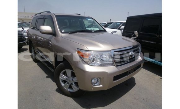 Buy Import Toyota Land Cruiser Other Car in Import - Dubai in Region of Bouenza Buy Import Toyota Land Cruiser Other Car in Import - Dubai in Region of Bouenza