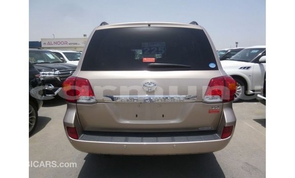 Buy Import Toyota Land Cruiser Other Car in Import - Dubai in Region of Bouenza Buy Import Toyota Land Cruiser Other Car in Import - Dubai in Region of Bouenza