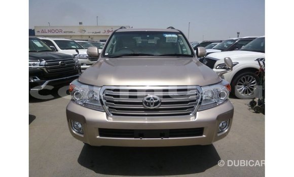 Buy Import Toyota Land Cruiser Other Car in Import - Dubai in Region of Bouenza Buy Import Toyota Land Cruiser Other Car in Import - Dubai in Region of Bouenza