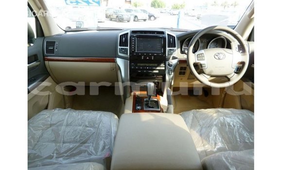 Buy Import Toyota Land Cruiser Black Car in Import - Dubai in Region of Bouenza Buy Import Toyota Land Cruiser Black Car in Import - Dubai in Region of Bouenza