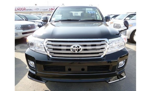 Buy Import Toyota Land Cruiser Black Car in Import - Dubai in Region of Bouenza Buy Import Toyota Land Cruiser Black Car in Import - Dubai in Region of Bouenza