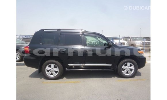 Acheter Import Voiture Toyota Land Cruiser Noir à Import - Dubai, Région de la Bouenza Acheter Import Voiture Toyota Land Cruiser Noir à Import - Dubai, Région de la Bouenza