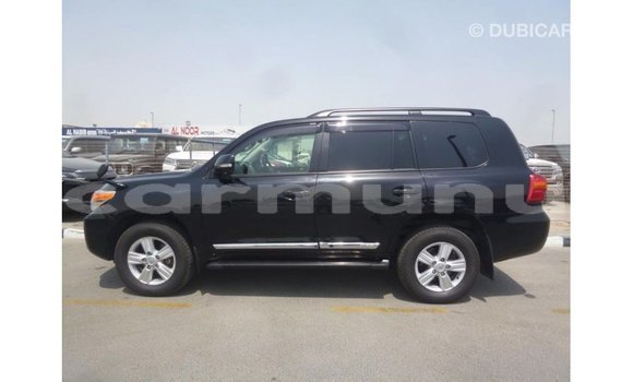 Acheter Import Voiture Toyota Land Cruiser Noir à Import - Dubai, Région de la Bouenza Acheter Import Voiture Toyota Land Cruiser Noir à Import - Dubai, Région de la Bouenza