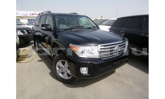 Buy Import Toyota Land Cruiser Black Car in Import - Dubai in Region of Bouenza Buy Import Toyota Land Cruiser Black Car in Import - Dubai in Region of Bouenza
