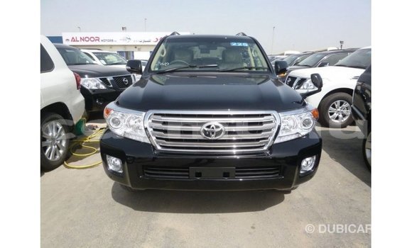 Buy Import Toyota Land Cruiser Black Car in Import - Dubai in Region of Bouenza Buy Import Toyota Land Cruiser Black Car in Import - Dubai in Region of Bouenza