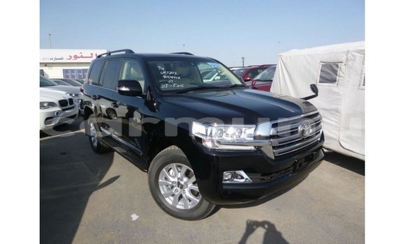 Buy Import Toyota Land Cruiser Black Car in Import - Dubai in Region of Bouenza Buy Import Toyota Land Cruiser Black Car in Import - Dubai in Region of Bouenza