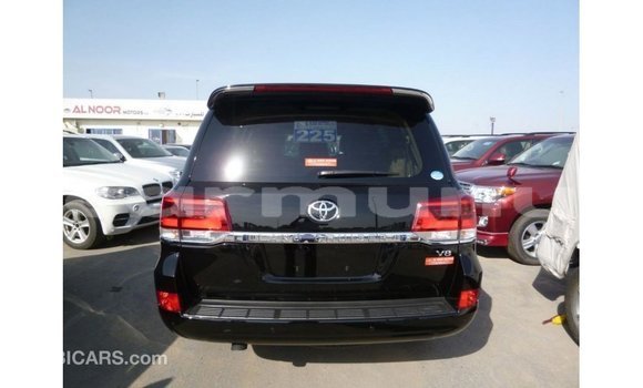 Buy Import Toyota Land Cruiser Black Car in Import - Dubai in Region of Bouenza Buy Import Toyota Land Cruiser Black Car in Import - Dubai in Region of Bouenza