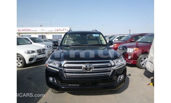 Buy Import Toyota Land Cruiser Black Car in Import - Dubai in Region of Bouenza Buy Import Toyota Land Cruiser Black Car in Import - Dubai in Region of Bouenza