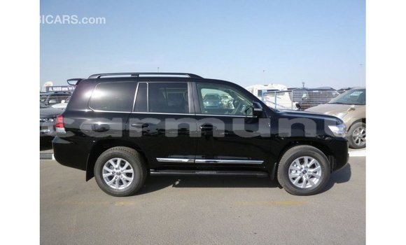 Buy Import Toyota Land Cruiser Black Car in Import - Dubai in Region of Bouenza Buy Import Toyota Land Cruiser Black Car in Import - Dubai in Region of Bouenza