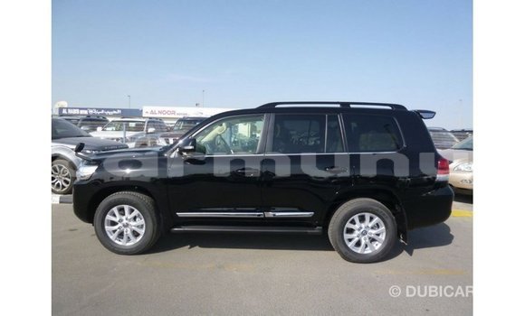 Buy Import Toyota Land Cruiser Black Car in Import - Dubai in Region of Bouenza Buy Import Toyota Land Cruiser Black Car in Import - Dubai in Region of Bouenza