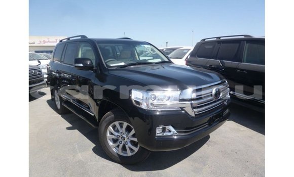 Buy Import Toyota Land Cruiser Black Car in Import - Dubai in Region of Bouenza Buy Import Toyota Land Cruiser Black Car in Import - Dubai in Region of Bouenza