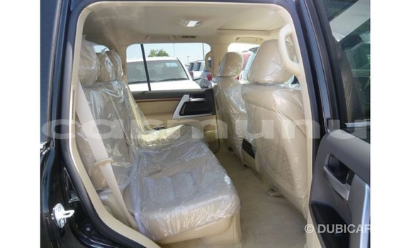 Buy Import Toyota Land Cruiser Black Car in Import - Dubai in Region of Bouenza Buy Import Toyota Land Cruiser Black Car in Import - Dubai in Region of Bouenza