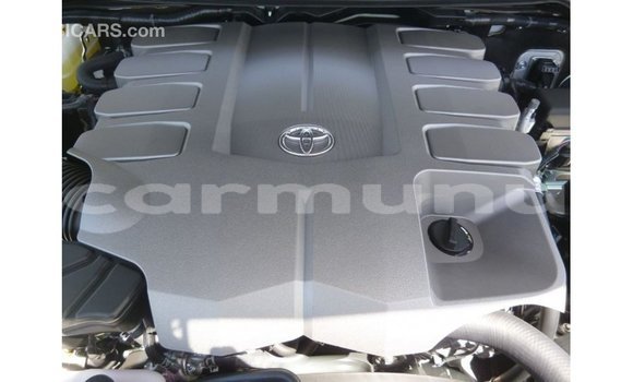 Buy Import Toyota Land Cruiser White Car in Import - Dubai in Region of Bouenza Buy Import Toyota Land Cruiser White Car in Import - Dubai in Region of Bouenza
