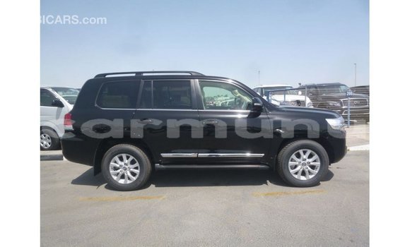 Acheter Import Voiture Toyota Land Cruiser Noir à Import - Dubai, Région de la Bouenza Acheter Import Voiture Toyota Land Cruiser Noir à Import - Dubai, Région de la Bouenza