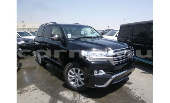 Acheter Import Voiture Toyota Land Cruiser Noir à Import - Dubai, Région de la Bouenza Acheter Import Voiture Toyota Land Cruiser Noir à Import - Dubai, Région de la Bouenza