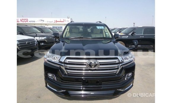Acheter Import Voiture Toyota Land Cruiser Noir à Import - Dubai, Région de la Bouenza Acheter Import Voiture Toyota Land Cruiser Noir à Import - Dubai, Région de la Bouenza