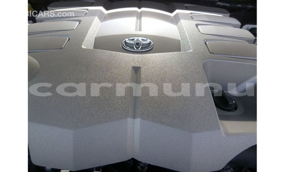 Acheter Import Voiture Toyota Land Cruiser Noir à Import - Dubai, Région de la Bouenza Acheter Import Voiture Toyota Land Cruiser Noir à Import - Dubai, Région de la Bouenza