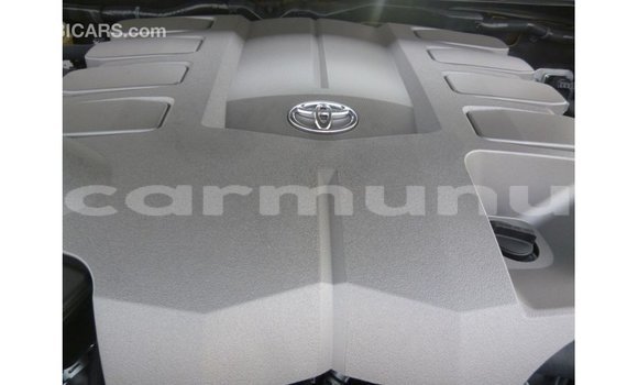 Buy Import Toyota Land Cruiser Black Car in Import - Dubai in Region of Bouenza Buy Import Toyota Land Cruiser Black Car in Import - Dubai in Region of Bouenza
