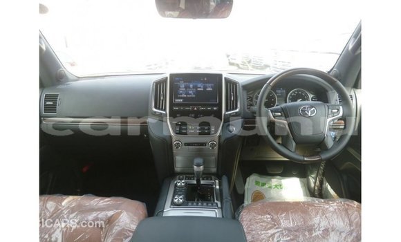 Buy Import Toyota Land Cruiser Black Car in Import - Dubai in Region of Bouenza Buy Import Toyota Land Cruiser Black Car in Import - Dubai in Region of Bouenza