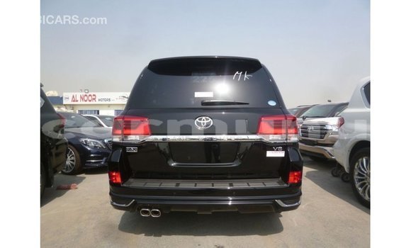 Buy Import Toyota Land Cruiser Black Car in Import - Dubai in Region of Bouenza Buy Import Toyota Land Cruiser Black Car in Import - Dubai in Region of Bouenza