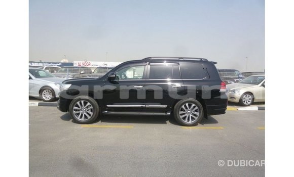 Buy Import Toyota Land Cruiser Black Car in Import - Dubai in Region of Bouenza Buy Import Toyota Land Cruiser Black Car in Import - Dubai in Region of Bouenza