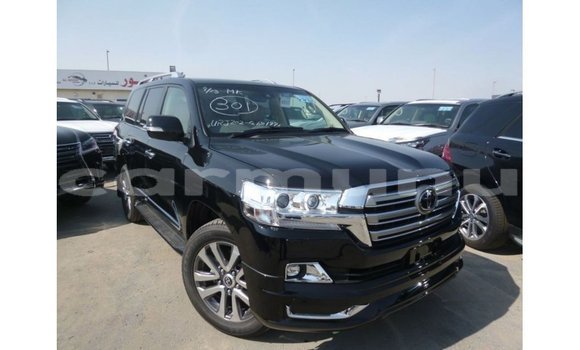 Acheter Import Voiture Toyota Land Cruiser Noir à Import - Dubai, Région de la Bouenza Acheter Import Voiture Toyota Land Cruiser Noir à Import - Dubai, Région de la Bouenza