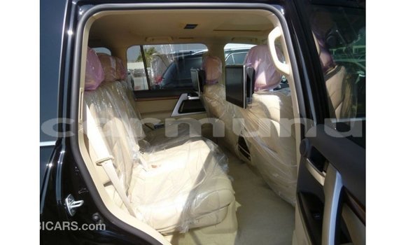 Acheter Import Voiture Toyota Land Cruiser Noir à Import - Dubai, Région de la Bouenza Acheter Import Voiture Toyota Land Cruiser Noir à Import - Dubai, Région de la Bouenza