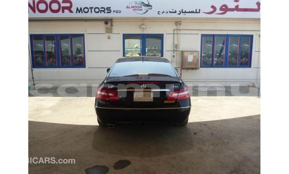 Buy Import Mercedes-Benz 250 Black Car in Import - Dubai in Region of Bouenza Buy Import Mercedes-Benz 250 Black Car in Import - Dubai in Region of Bouenza