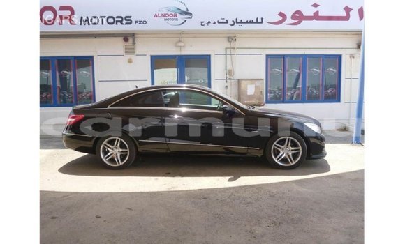 Buy Import Mercedes-Benz 250 Black Car in Import - Dubai in Region of Bouenza Buy Import Mercedes-Benz 250 Black Car in Import - Dubai in Region of Bouenza