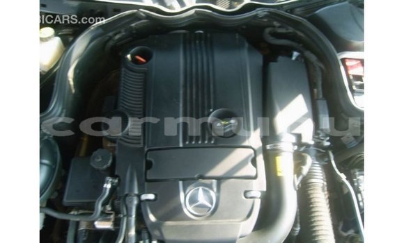 Buy Import Mercedes-Benz 250 Black Car in Import - Dubai in Region of Bouenza Buy Import Mercedes-Benz 250 Black Car in Import - Dubai in Region of Bouenza