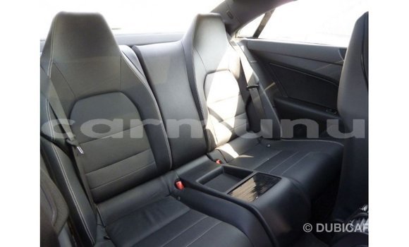 Buy Import Mercedes-Benz 190 Other Car in Import - Dubai in Region of Bouenza Buy Import Mercedes-Benz 190 Other Car in Import - Dubai in Region of Bouenza