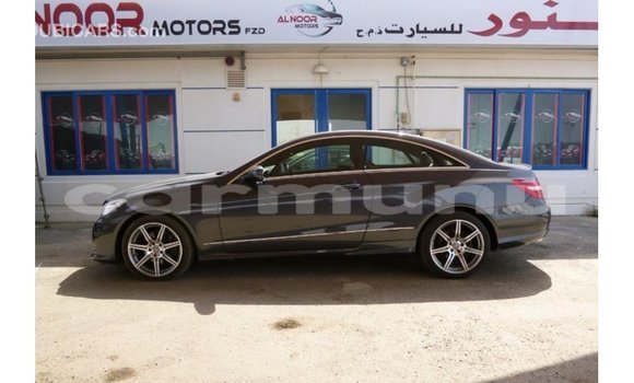Buy Import Mercedes-Benz 190 Other Car in Import - Dubai in Region of Bouenza Buy Import Mercedes-Benz 190 Other Car in Import - Dubai in Region of Bouenza