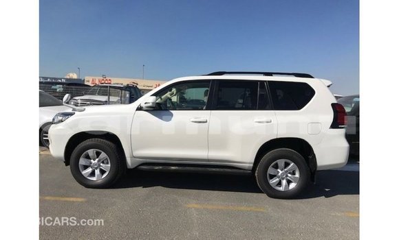 Acheter Import Voiture Toyota Prado Blanc à Import - Dubai, Région de la Bouenza Acheter Import Voiture Toyota Prado Blanc à Import - Dubai, Région de la Bouenza