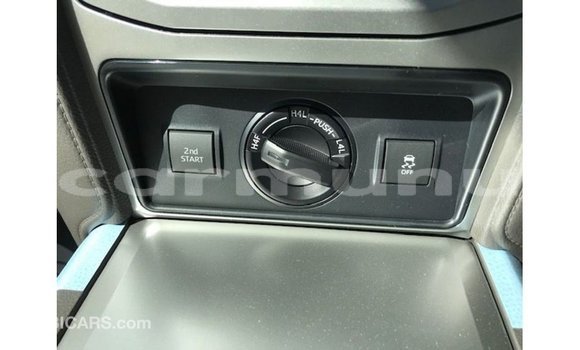 Acheter Import Voiture Toyota Prado Blanc à Import - Dubai, Région de la Bouenza Acheter Import Voiture Toyota Prado Blanc à Import - Dubai, Région de la Bouenza