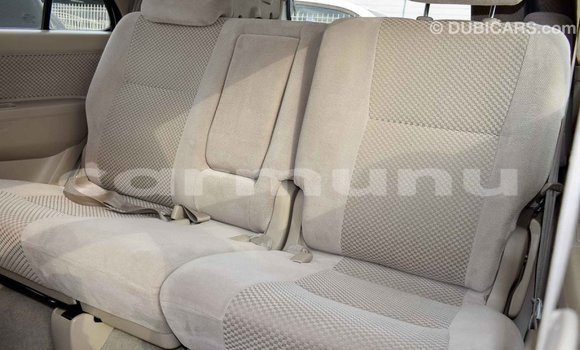 Acheter Import Voiture Toyota Fortuner Blanc à Import - Dubai, Région de la Bouenza Acheter Import Voiture Toyota Fortuner Blanc à Import - Dubai, Région de la Bouenza